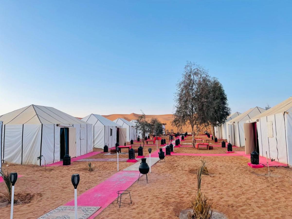 Erg Chebbi Dunes Desert Camp Hotel Merzouga Eksteriør billede