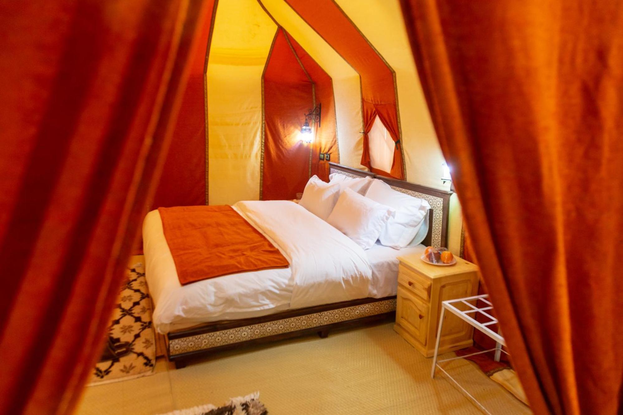 Erg Chebbi Dunes Desert Camp Hotel Merzouga Eksteriør billede