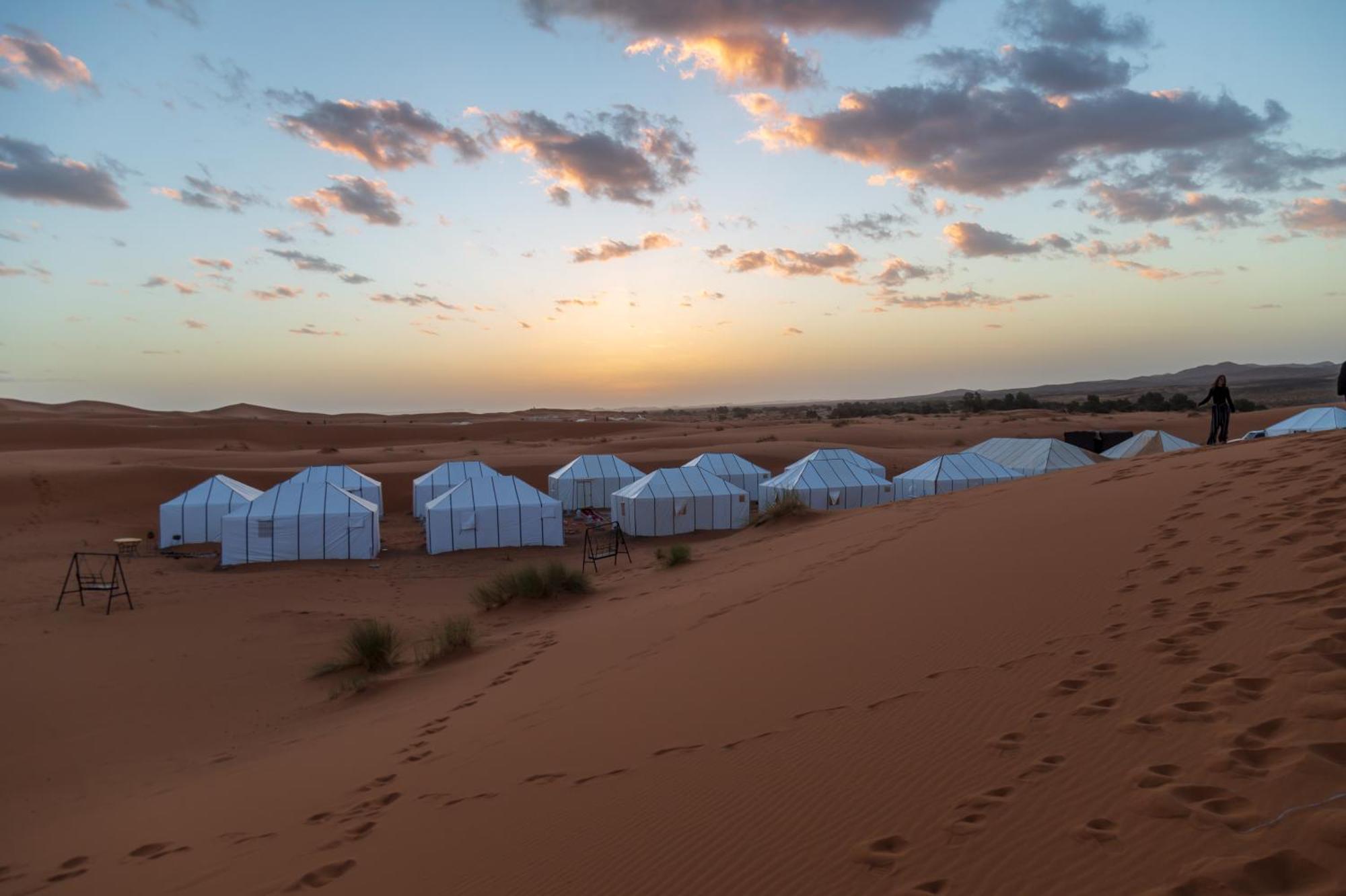 Erg Chebbi Dunes Desert Camp Hotel Merzouga Eksteriør billede